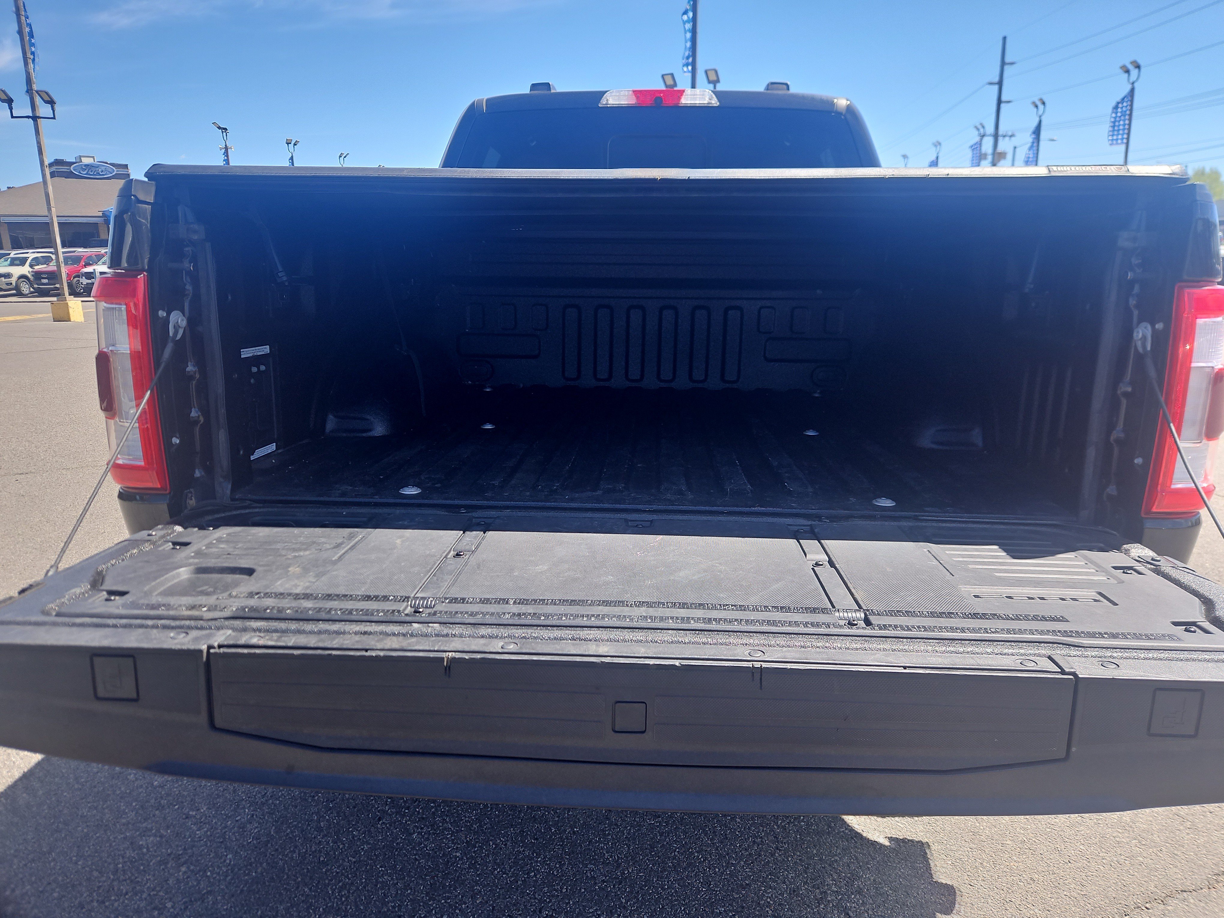 Certified 2022 Ford F150 Lariat AWD/4WD image 10