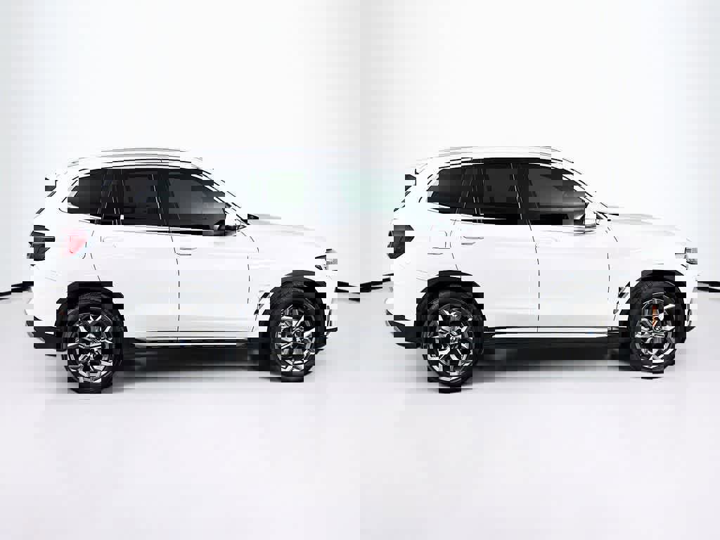 Used 2022 BMW X3 xDrive30i image 6