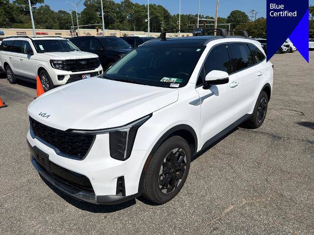 Used 2024 Kia Sorento S w/ Panoramic Sunroof Package