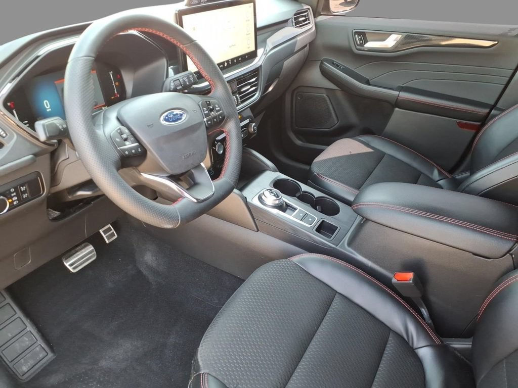 Certified 2023 Ford Escape ST-Line w/ Tech Pack #1 FWD image 18