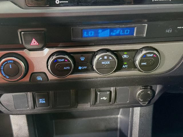 Used 2023 Toyota Tacoma SR AWD/4WD image 18
