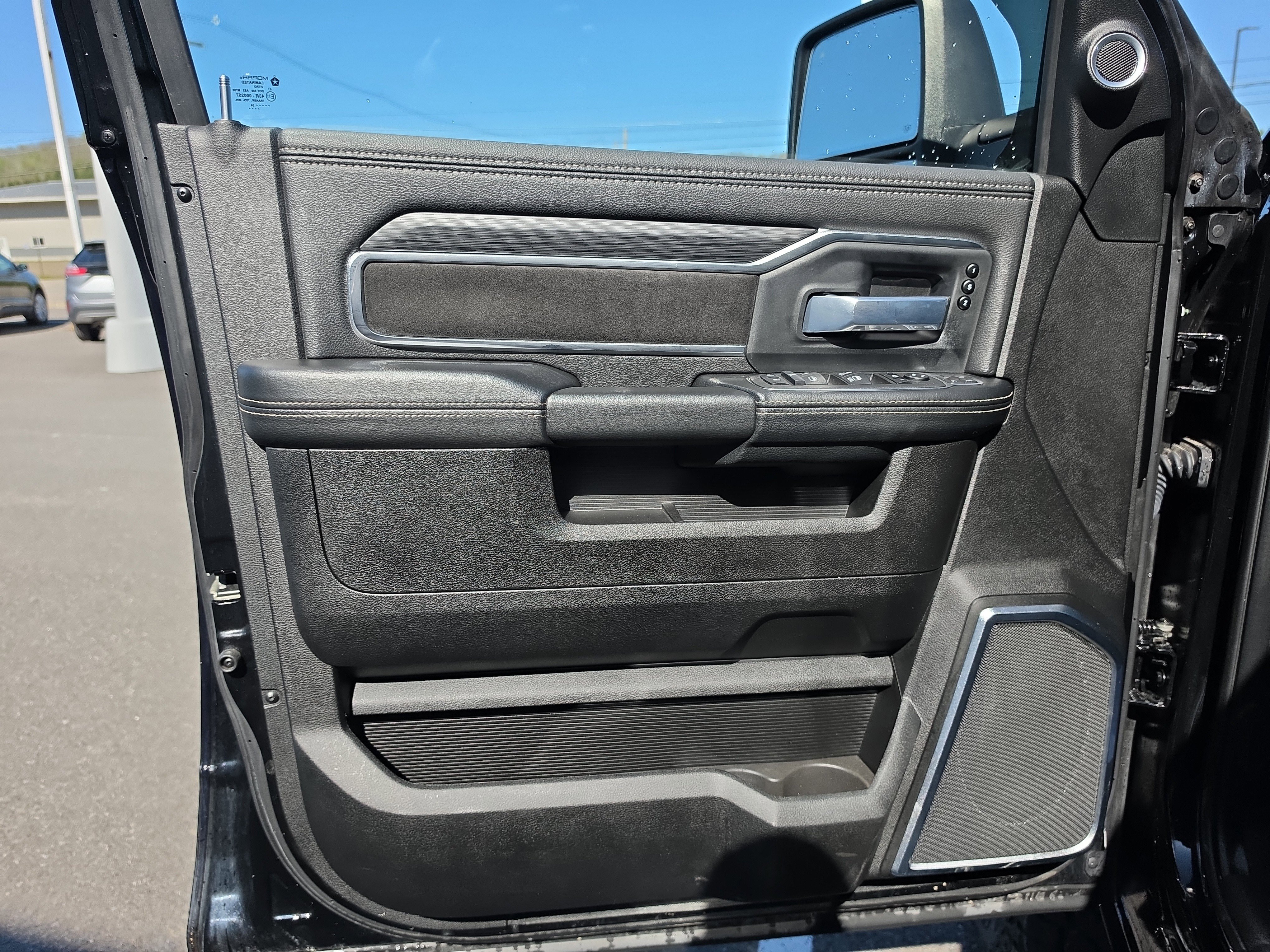 Used 2024 RAM 2500 Laramie w/ Night Edition AWD/4WD image 18