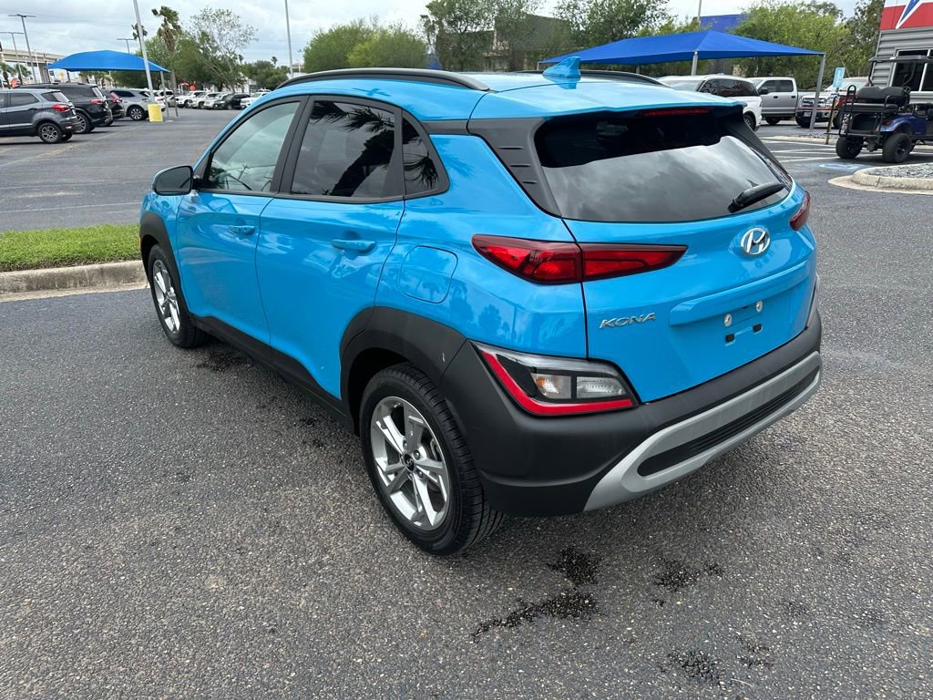 Used 2023 Hyundai Kona SEL FWD image 4