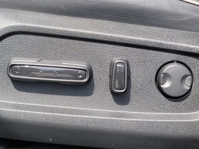 Used 2023 Honda Pilot Elite image 4