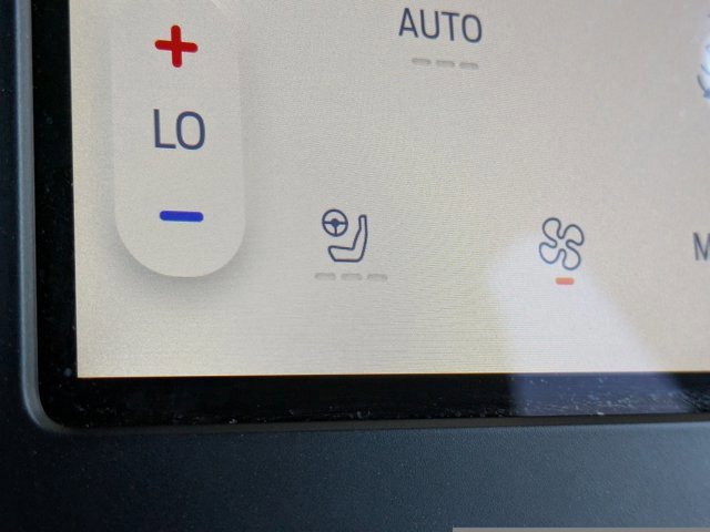 Certified 2024 Ford Edge SEL w/ Convenience Package image 28