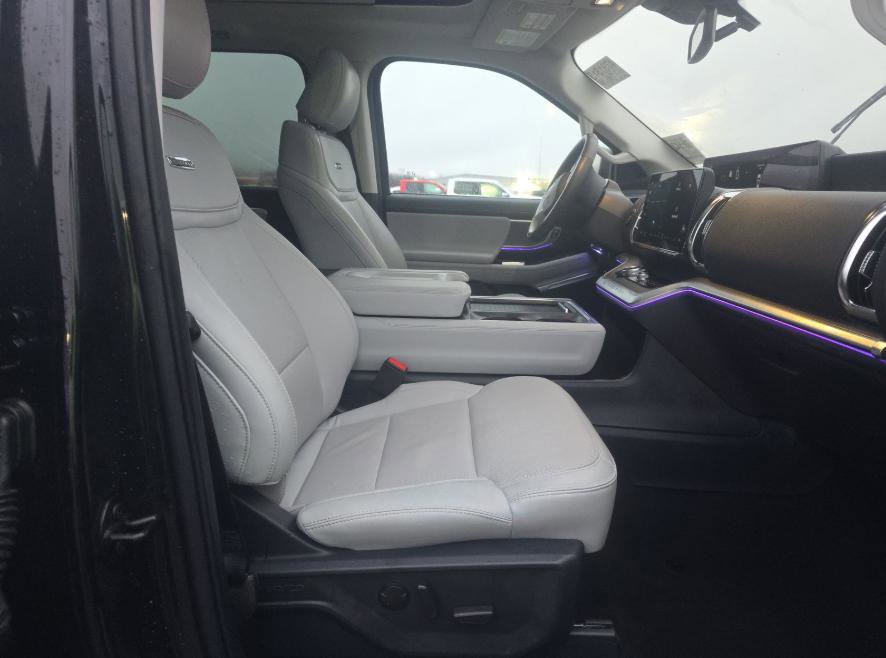 Certified 2025 Ford Expedition Max Platinum image 13