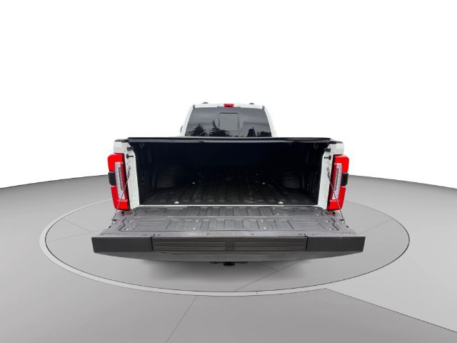 Certified 2025 Ford F450 Platinum w/ FX4 Off-Road Package AWD/4WD image 18