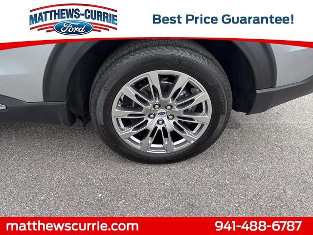 Certified 2025 Ford Explorer Platinum image 16
