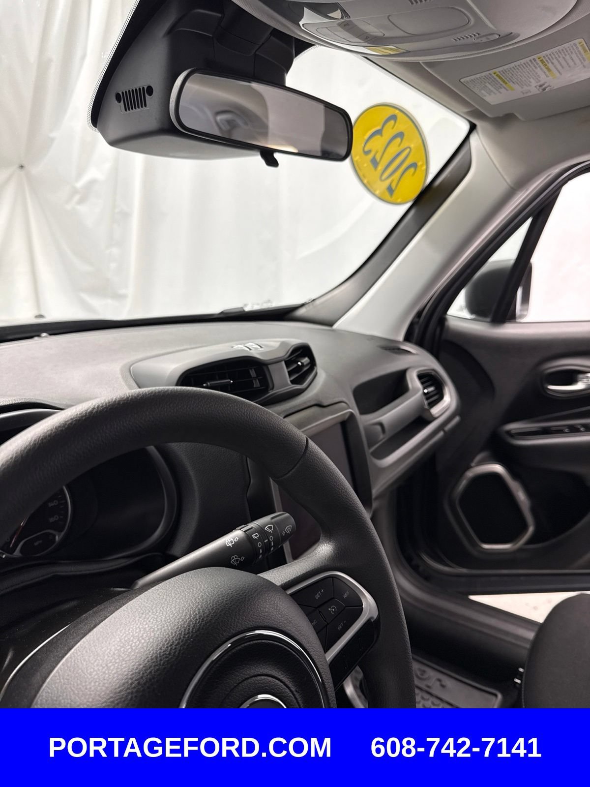 Used 2023 Jeep Renegade Latitude AWD/4WD image 21