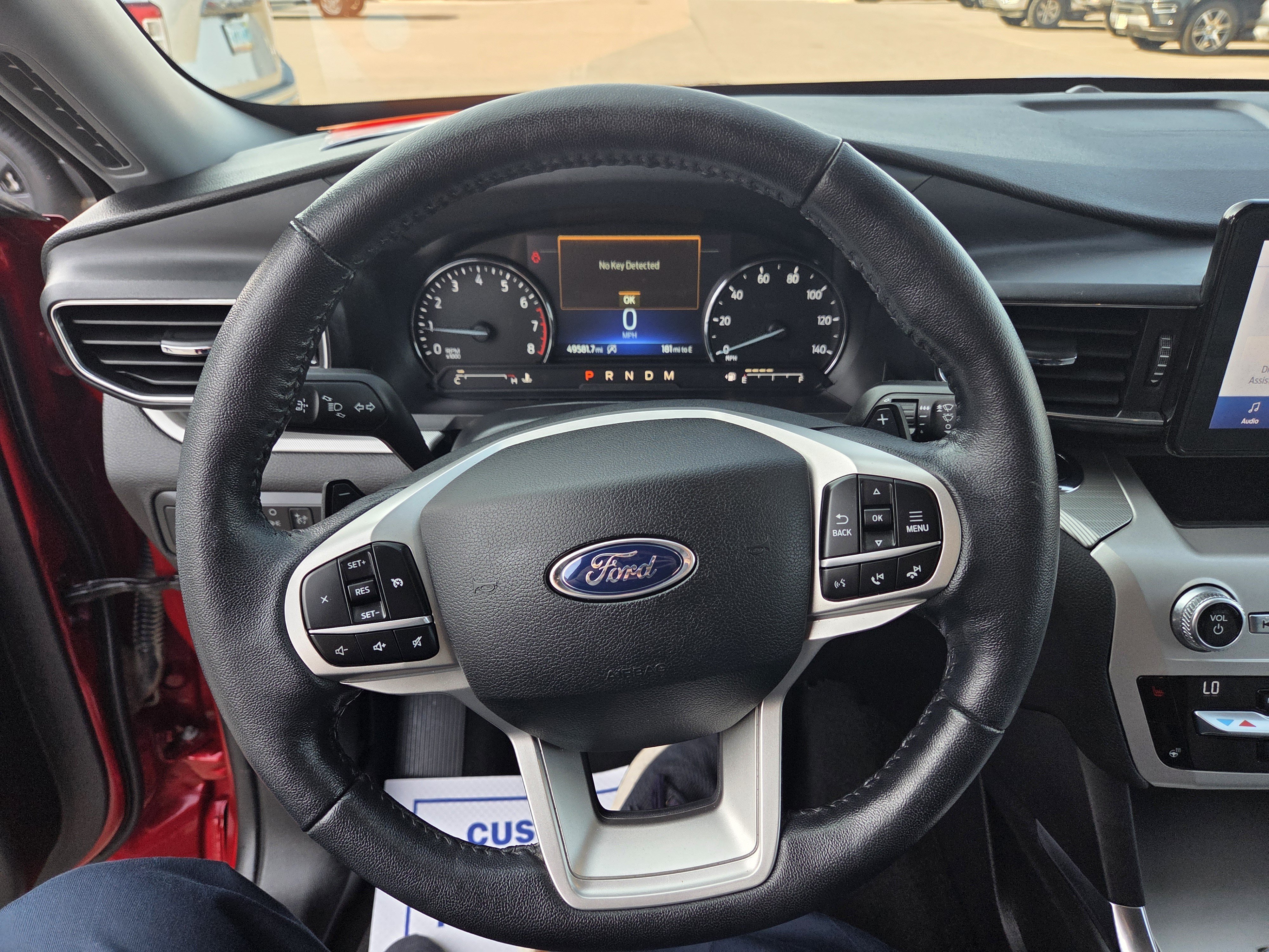 Certified 2021 Ford Explorer XLT w/ Equipment Group 202A AWD/4WD image 9