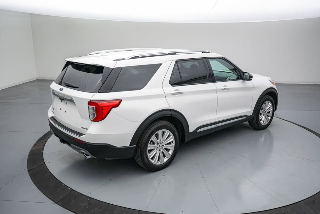 Certified 2023 Ford Explorer Limited w/ Equipment Group 301A AWD/4WD image 5