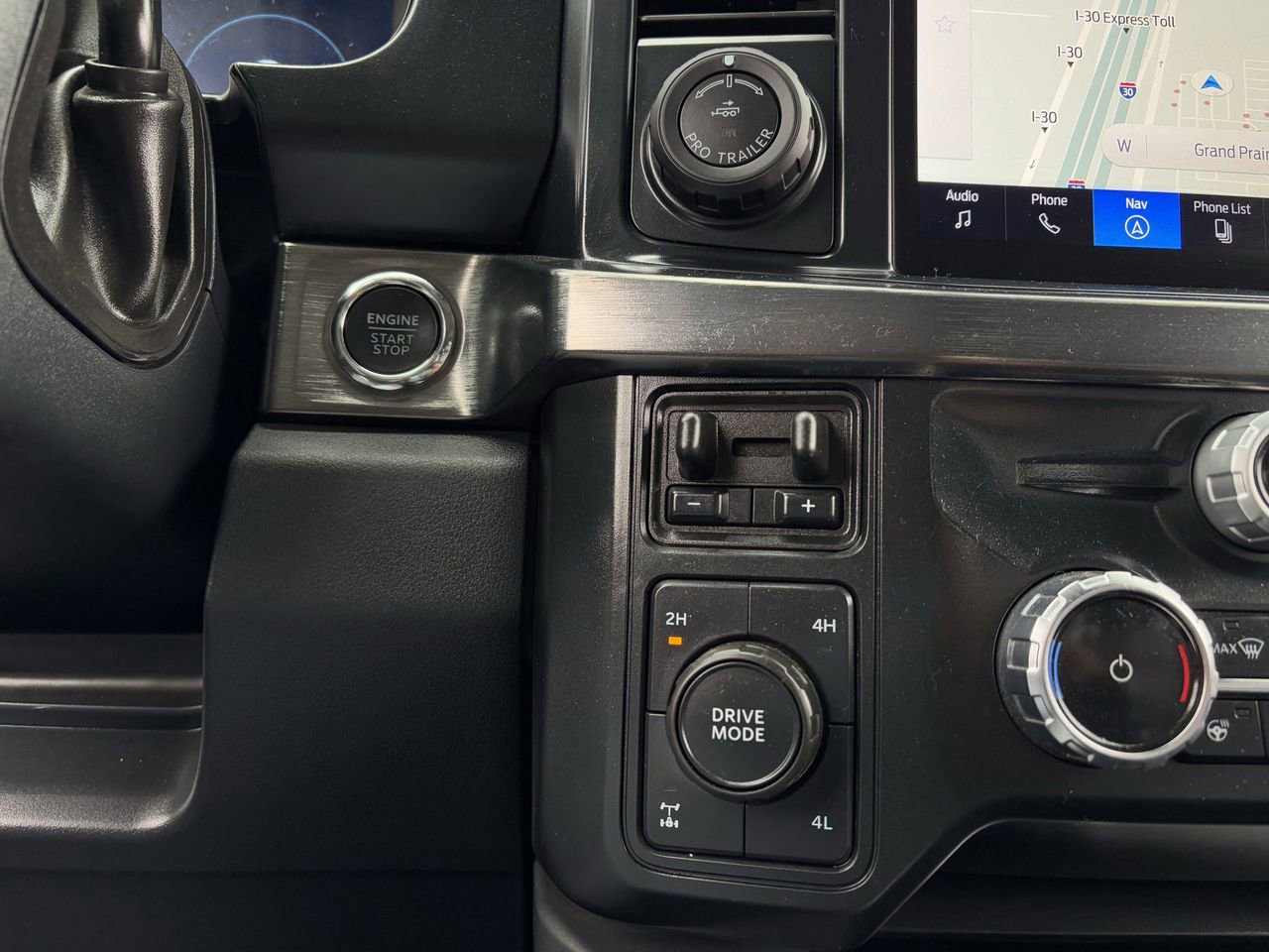 Certified 2025 Ford F250 Lariat w/ Lariat Ultimate Package AWD/4WD image 23