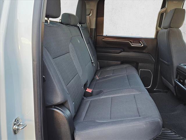 Used 2025 Chevrolet Silverado 2500 LT w/ Convenience Package AWD/4WD image 17