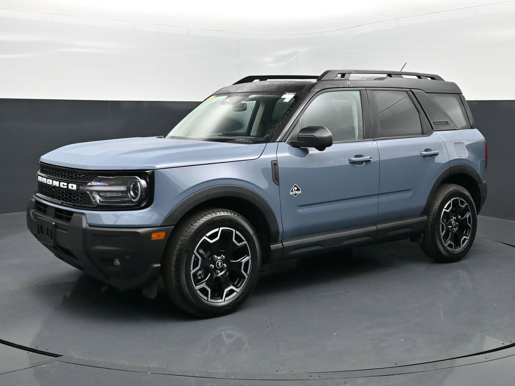 Certified 2025 Ford Bronco Sport Outer Banks w/ Outer Banks Tech Package+ AWD/4WD image 1