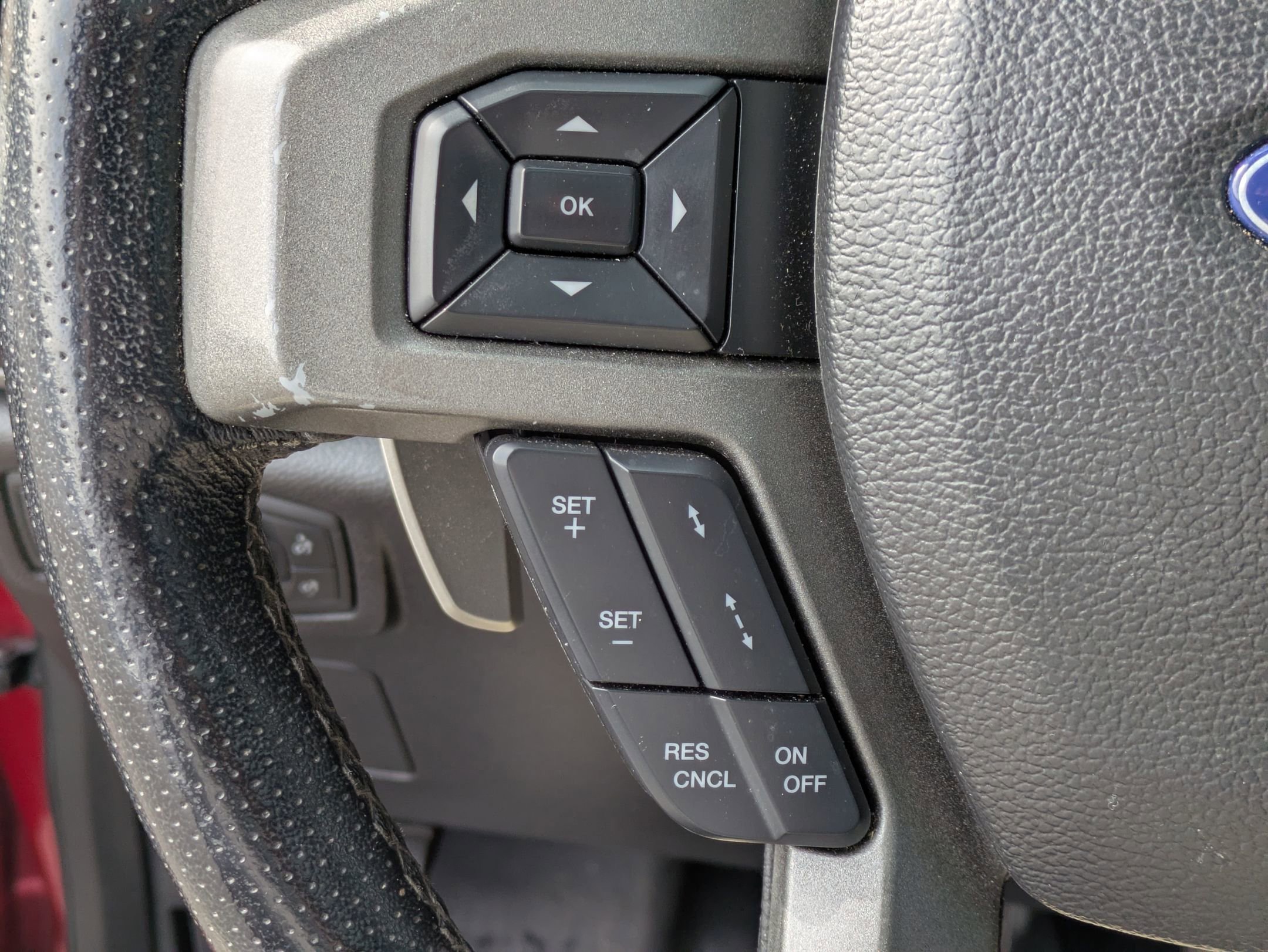 Certified 2018 Ford F150 Raptor w/ Equipment Group 802A Luxury image 17