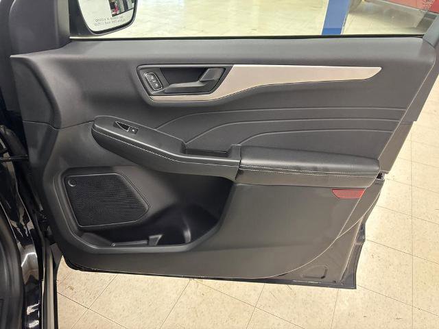 Certified 2022 Ford Escape SE w/ Convenience Package image 16