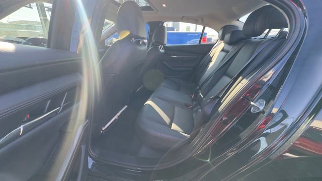 Used 2025 MAZDA MAZDA3 s image 21