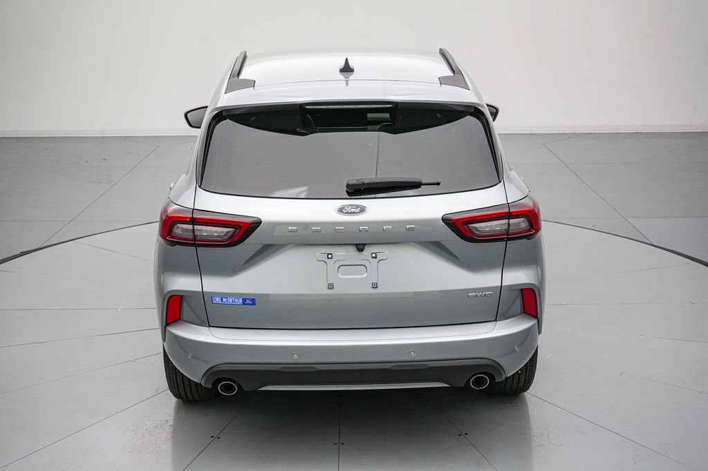 Certified 2024 Ford Escape ST-Line w/ Tech Pack #1 AWD/4WD image 5