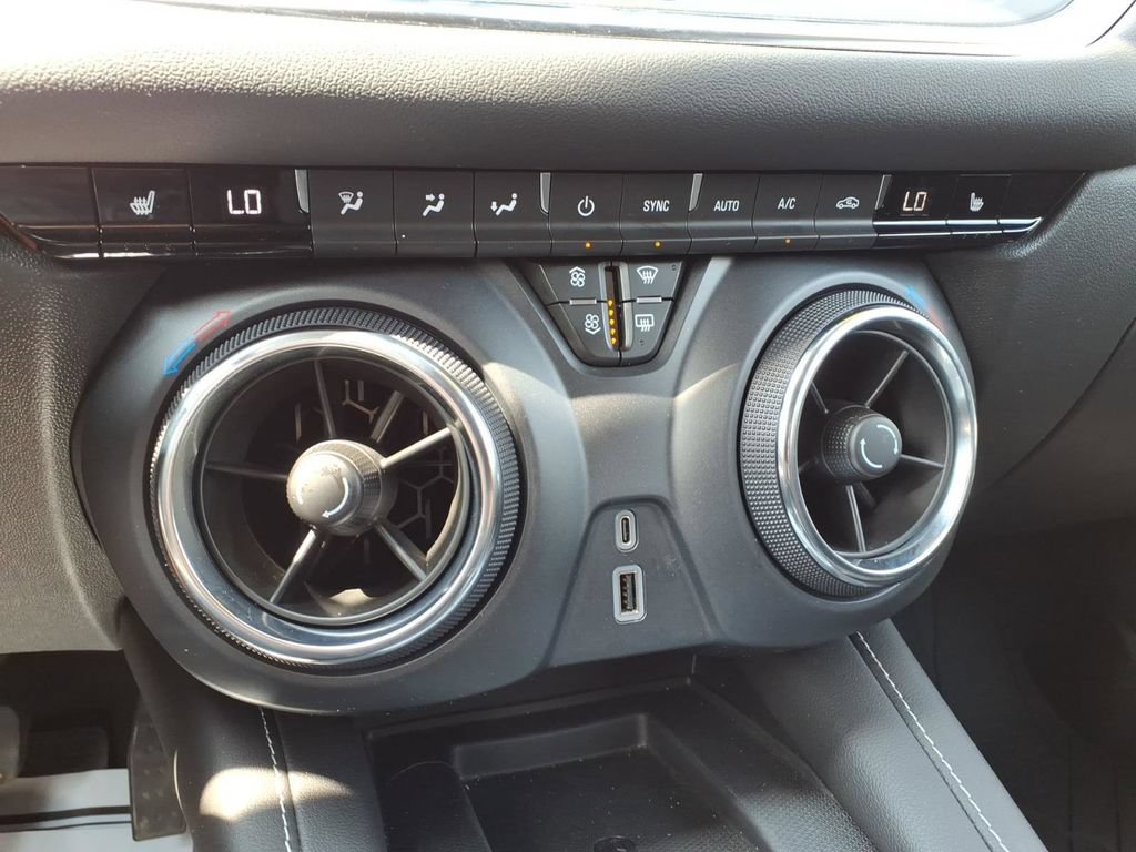 Used 2023 Chevrolet Blazer LT w/ Convenience Package FWD image 21