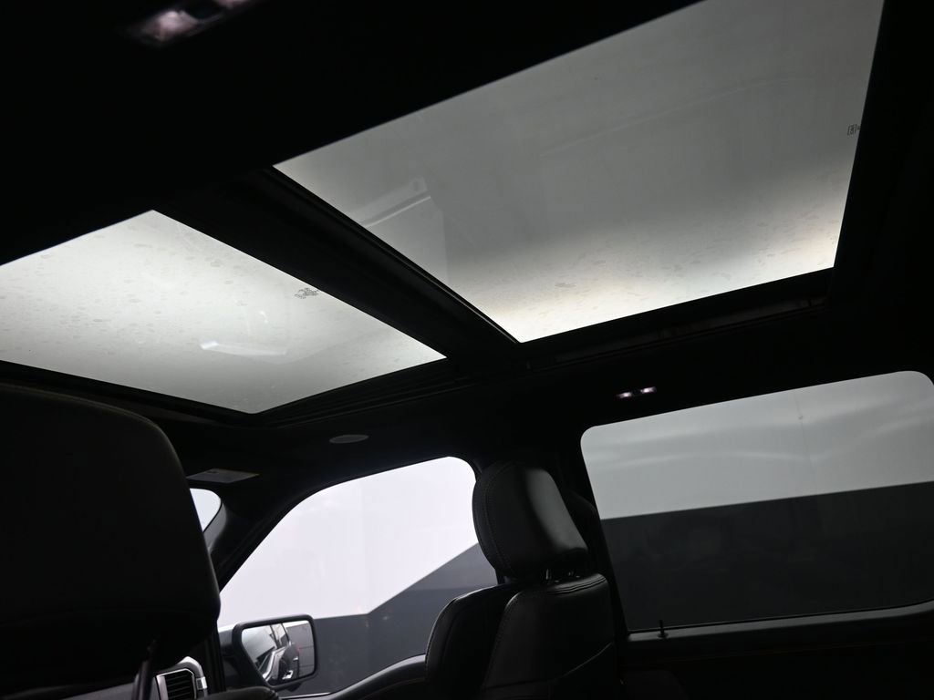 Certified 2022 Ford F150 Platinum w/ Equipment Group 701A High image 23