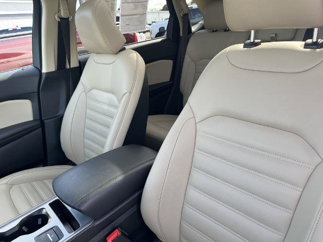 Certified 2023 Ford Edge SEL w/ Convenience Package AWD/4WD image 11