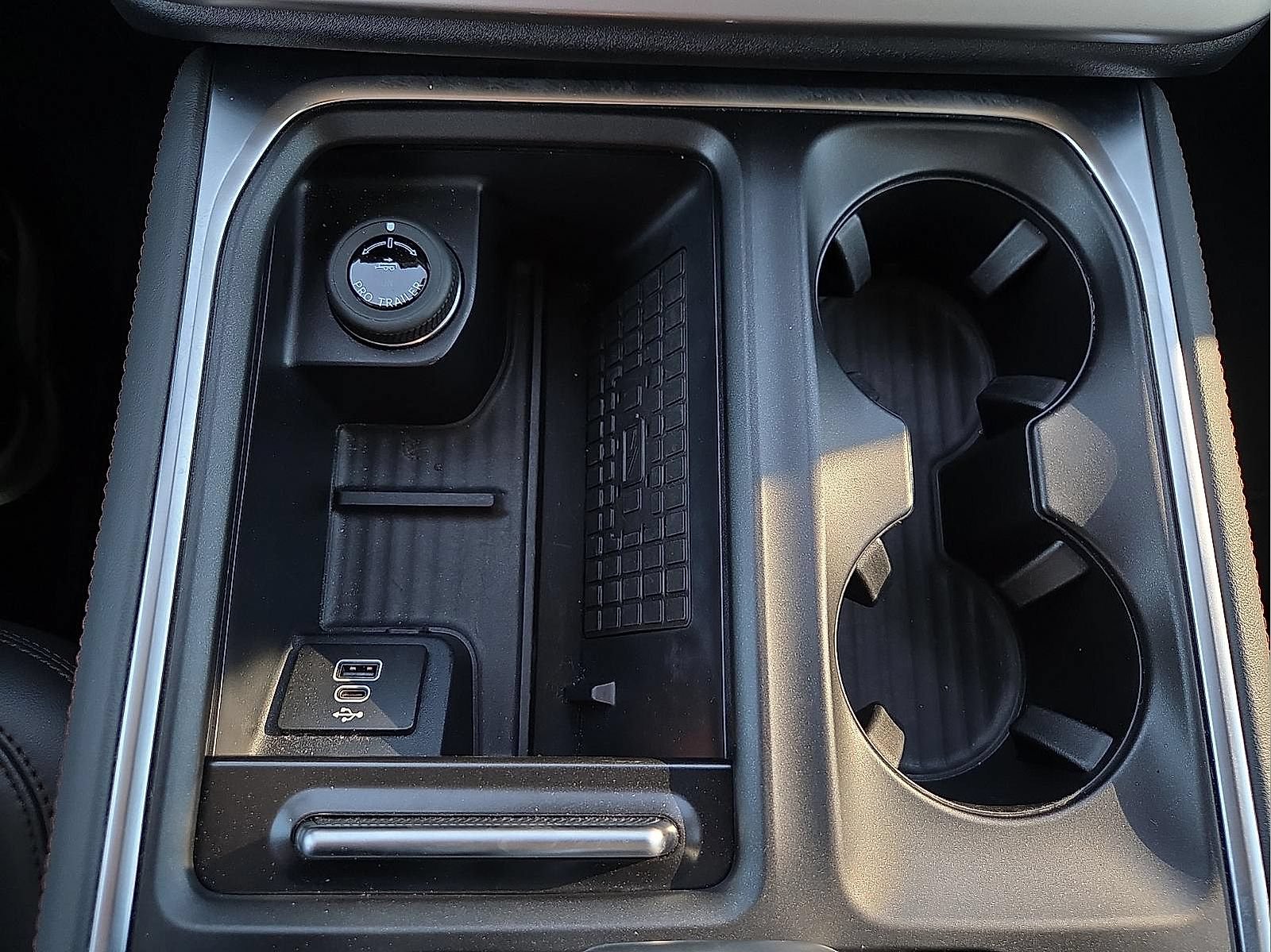 Certified 2025 Ford Expedition Active AWD/4WD image 19