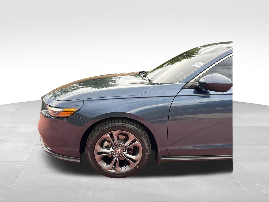 Used 2023 Honda Accord EX image 35