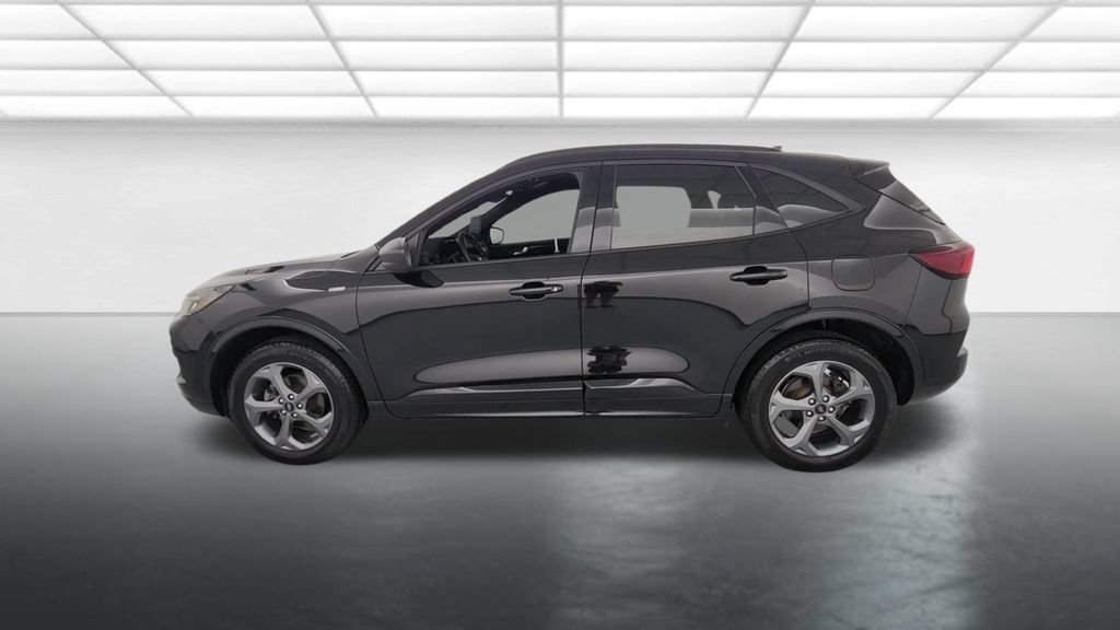 Certified 2024 Ford Escape ST-Line w/ Tech Pack #1 AWD/4WD image 6