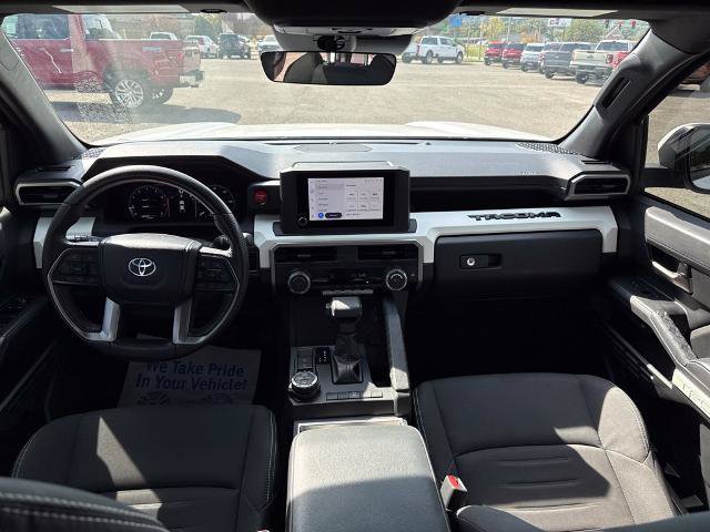 Used 2024 Toyota Tacoma TRD Off-Road AWD/4WD image 23