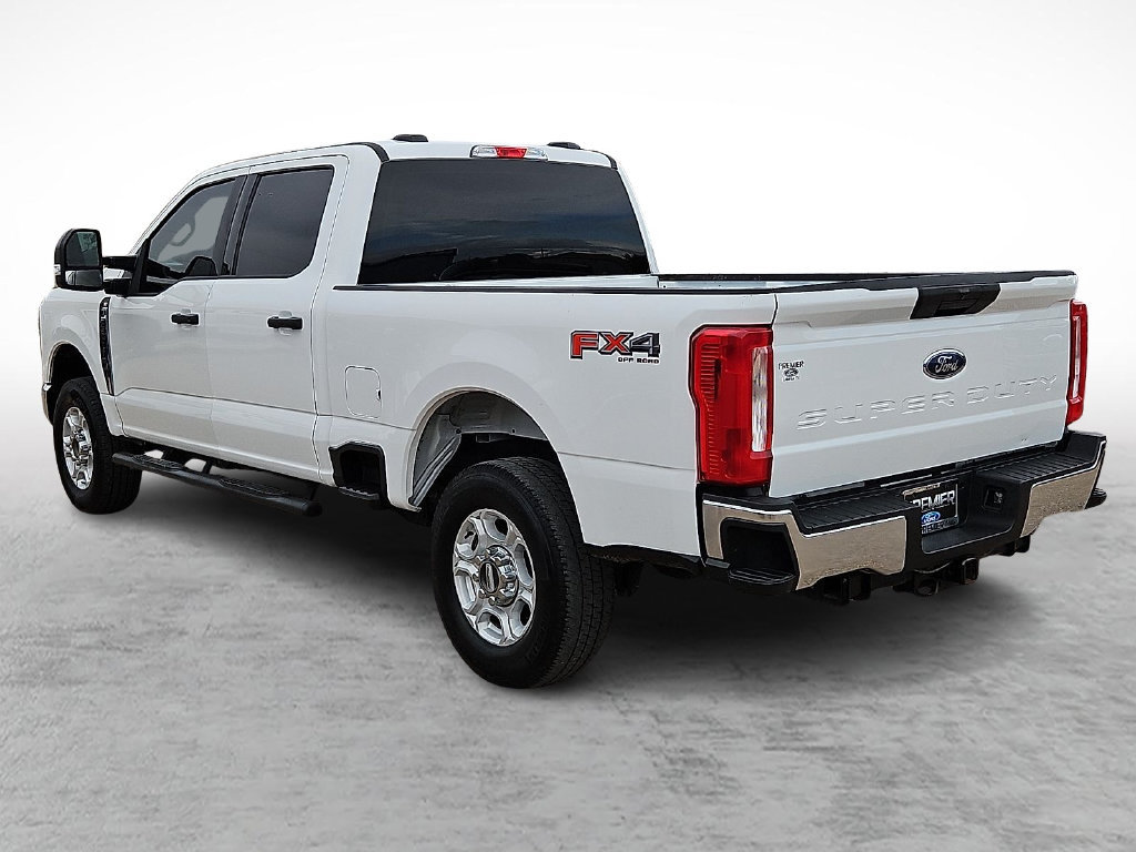 Certified 2025 Ford F250 XLT w/ FX4 Off-Road Package AWD/4WD image 7