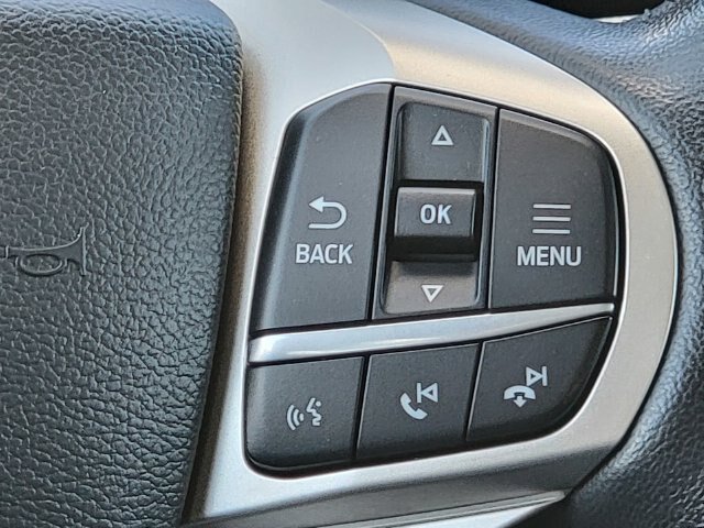 Certified 2022 Ford Explorer XLT w/ Equipment Group 202A AWD/4WD image 35