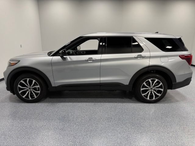 Certified 2022 Ford Explorer ST AWD/4WD image 8