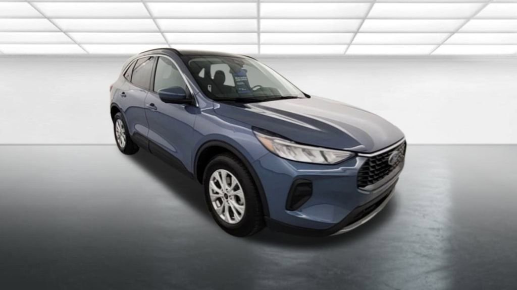 Certified 2023 Ford Escape Active w/ Tech Pack #2 image 10