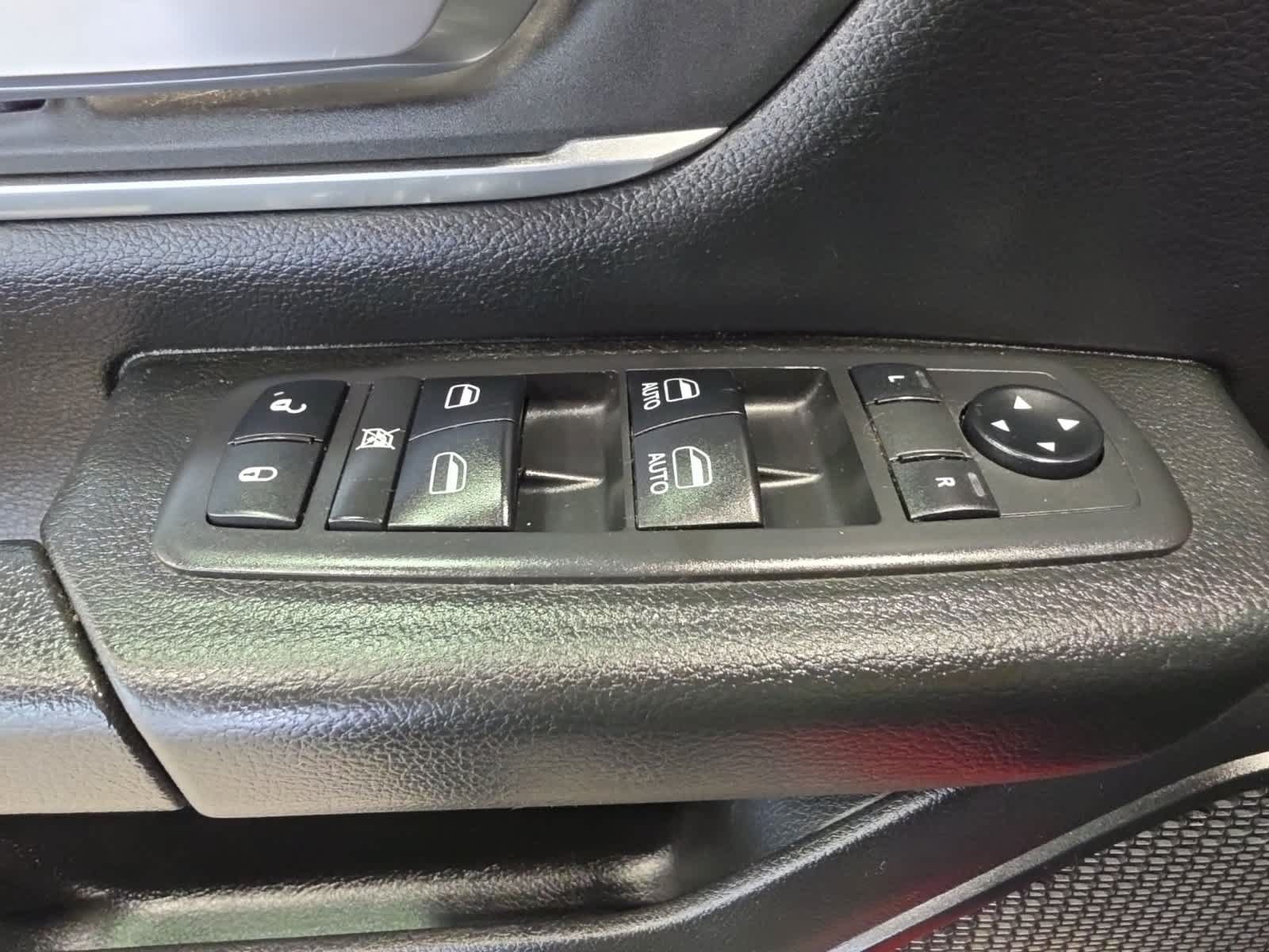 Used 2019 RAM 1500 Big Horn AWD/4WD image 4