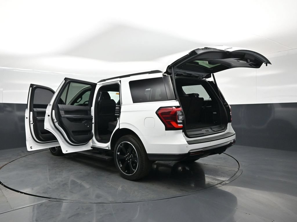 Certified 2023 Ford Expedition Limited AWD/4WD image 32