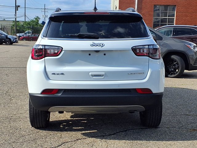 Used 2024 Jeep Compass Limited AWD/4WD image 21