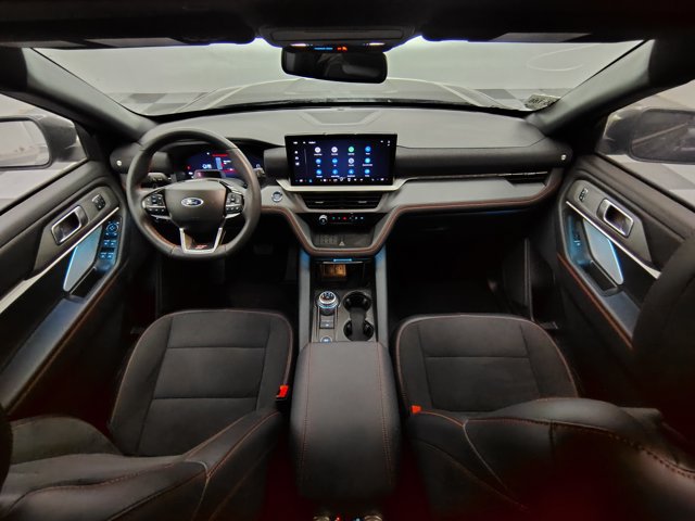 Certified 2025 Ford Explorer ST AWD/4WD image 2