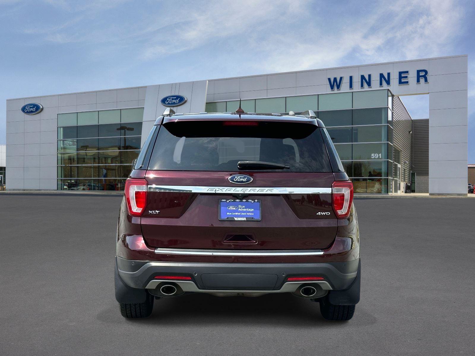Certified 2018 Ford Explorer XLT w/ Equipment Group 201A AWD/4WD image 3