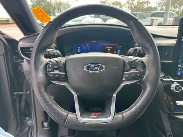 Certified 2022 Ford Explorer ST w/ Equipment Group 401A image 19