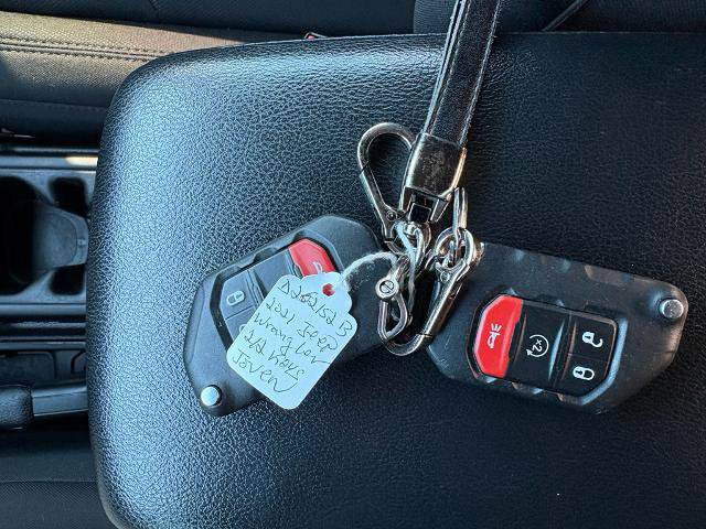 Used 2021 Jeep Wrangler Sport image 17