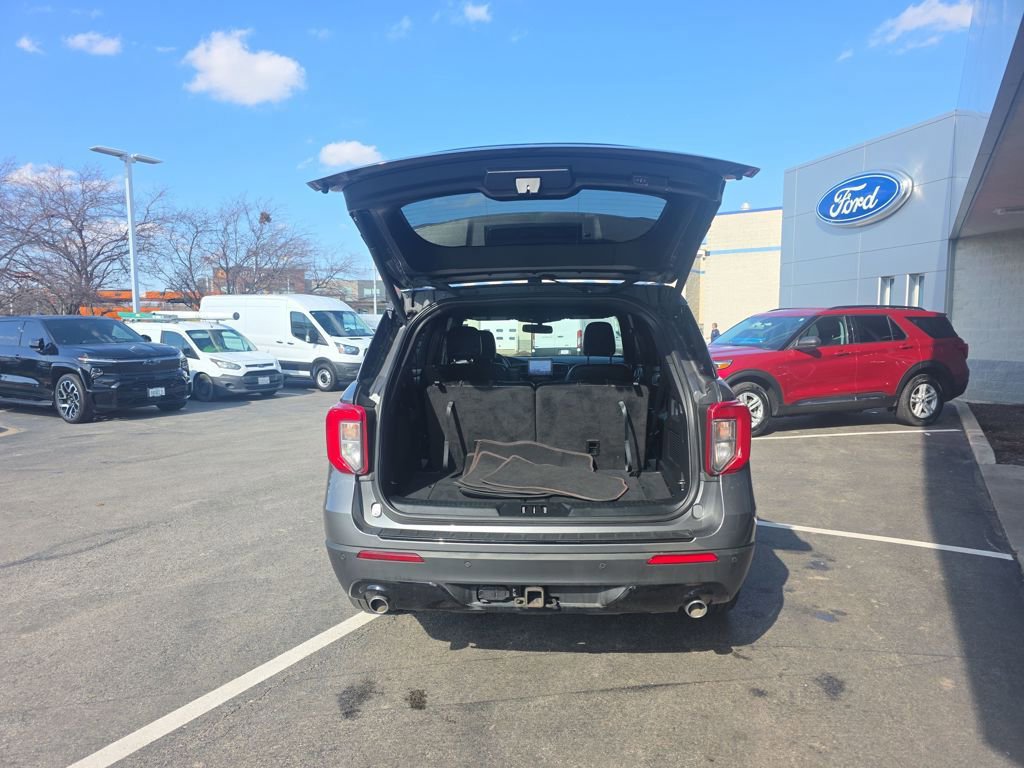Certified 2023 Ford Explorer ST-Line w/ Class IV Trailer Tow Package image 12