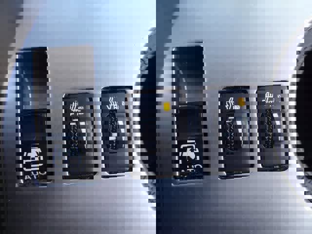 Used 2020 Toyota 4Runner SR5 Premium image 29