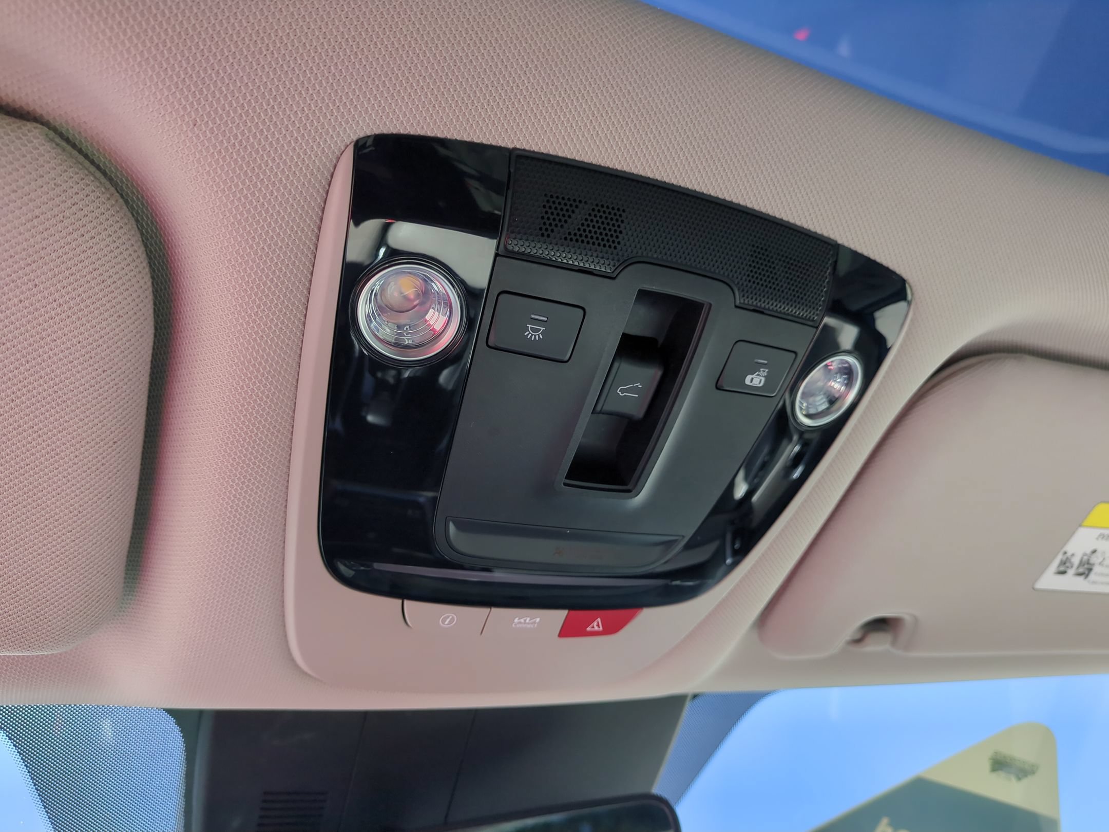 Used 2023 Kia Sorento EX w/ Panoramic Sunroof Package FWD image 29