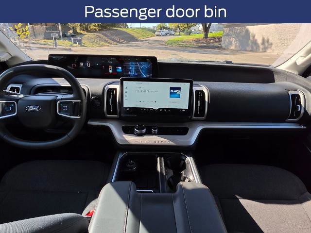 Certified 2025 Ford Expedition Active image 14