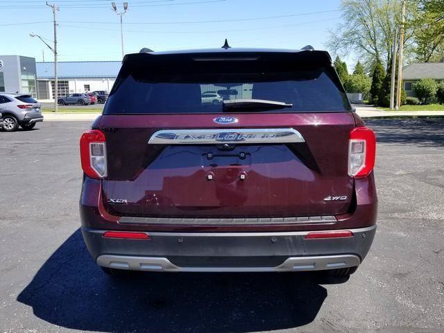 Certified 2023 Ford Explorer XLT w/ Equipment Group 202A AWD/4WD image 5