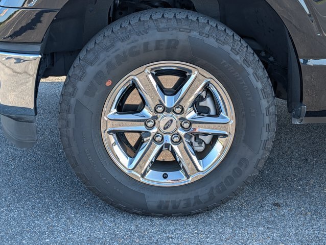 Certified 2025 Ford F150 XLT w/ Equipment Group 301A Standard AWD/4WD image 8