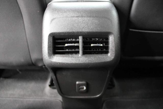 Used 2022 GMC Terrain SLE w/ Driver Convenience Package AWD/4WD image 34