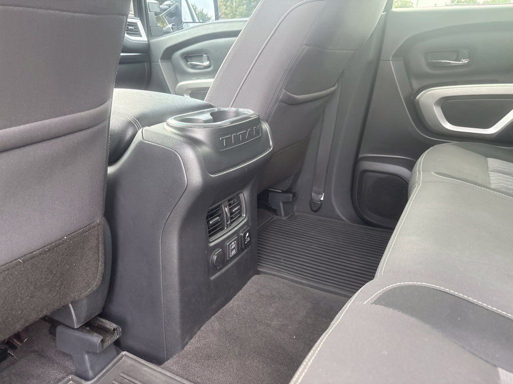 Used 2021 Nissan Titan SV w/ SV Convenience Package AWD/4WD image 26
