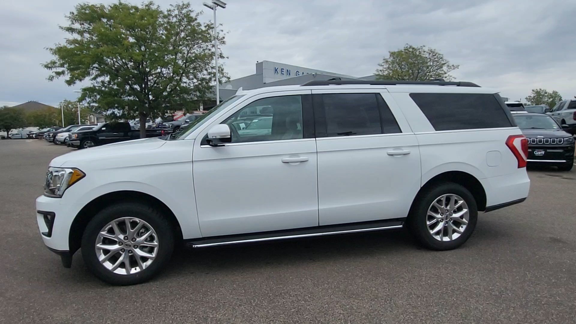 Certified 2021 Ford Expedition Max XLT AWD/4WD image 17