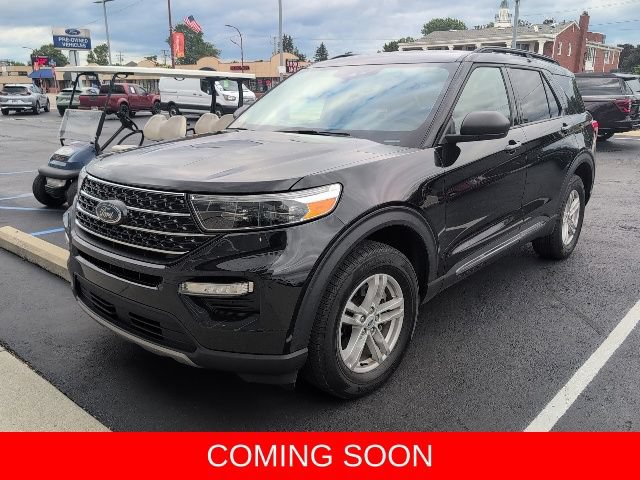 Certified 2023 Ford Explorer XLT w/ Equipment Group 202A AWD/4WD image 3